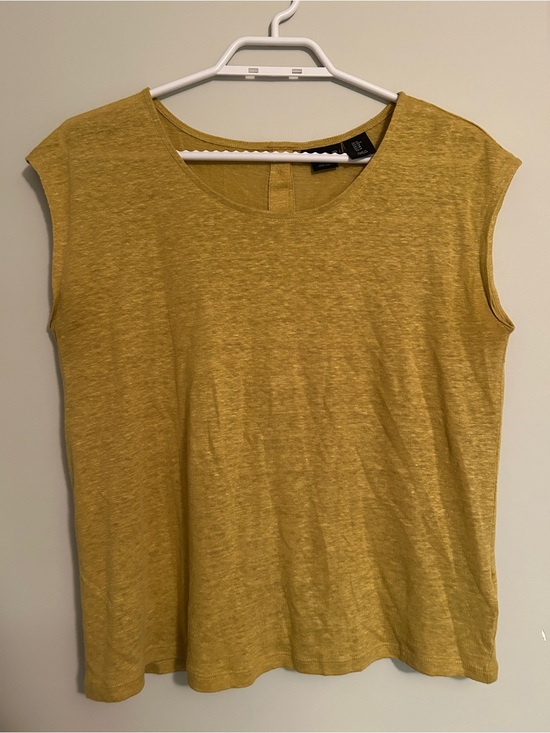 Tahari Tops - 100% linen top